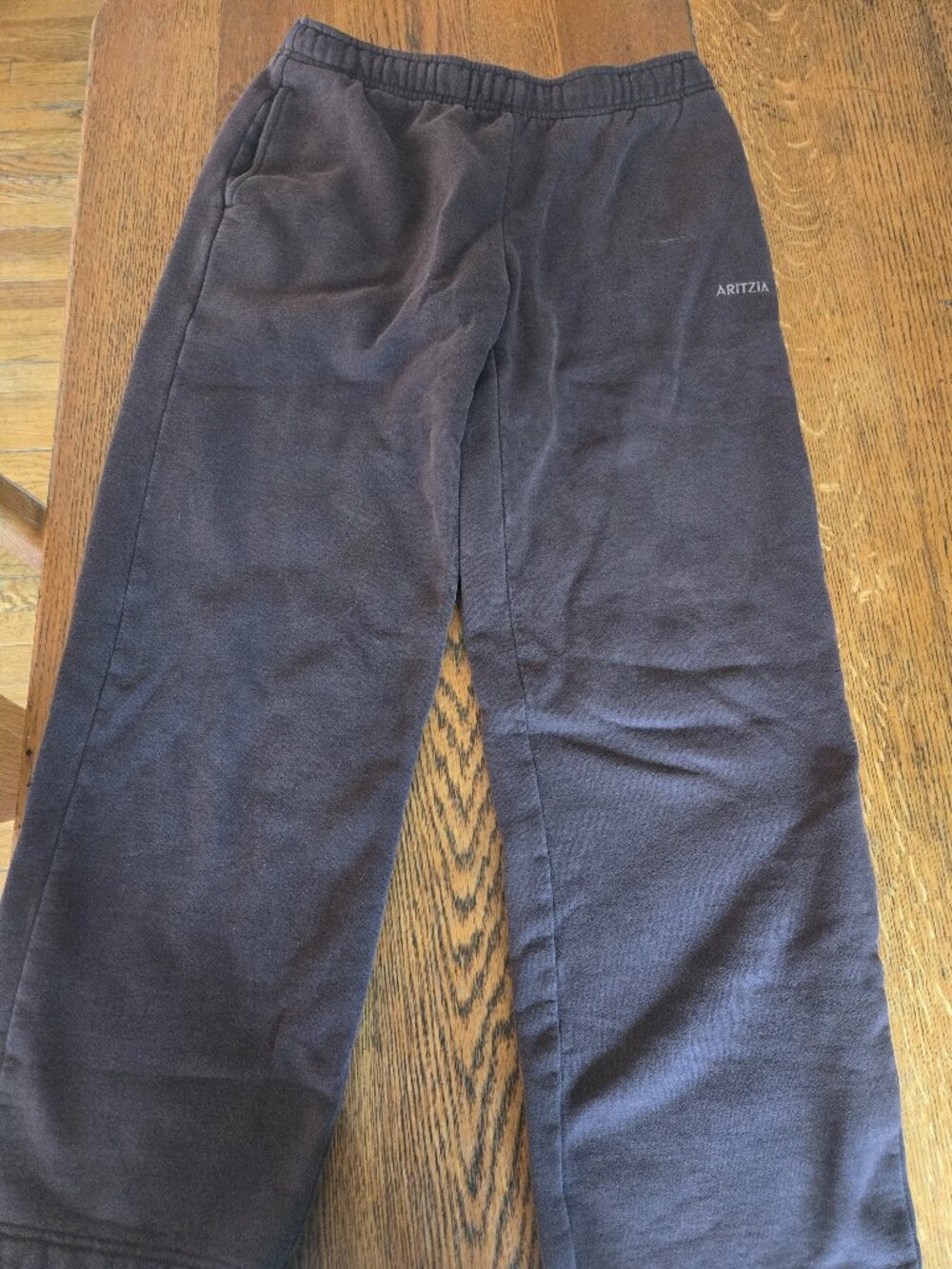 Aritzia Sweatfleece Mega Fit Sweatpants, Size Small